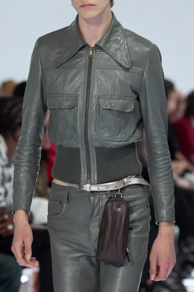 Look 29